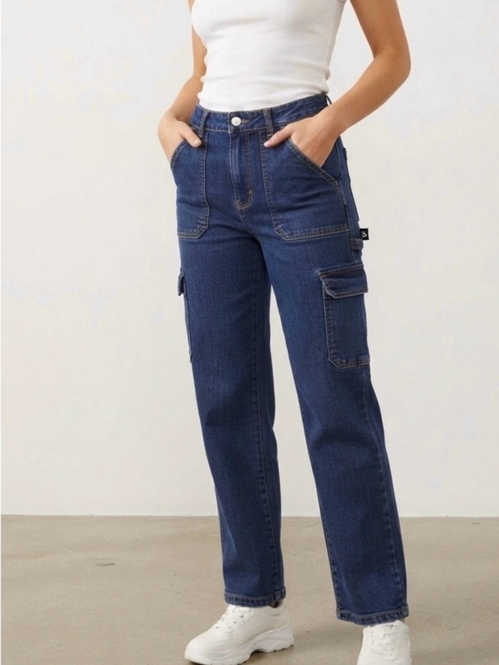 Wax Jean Dark Wash Utility Cargo Jeans Size 7 High Rise
Straight Leg